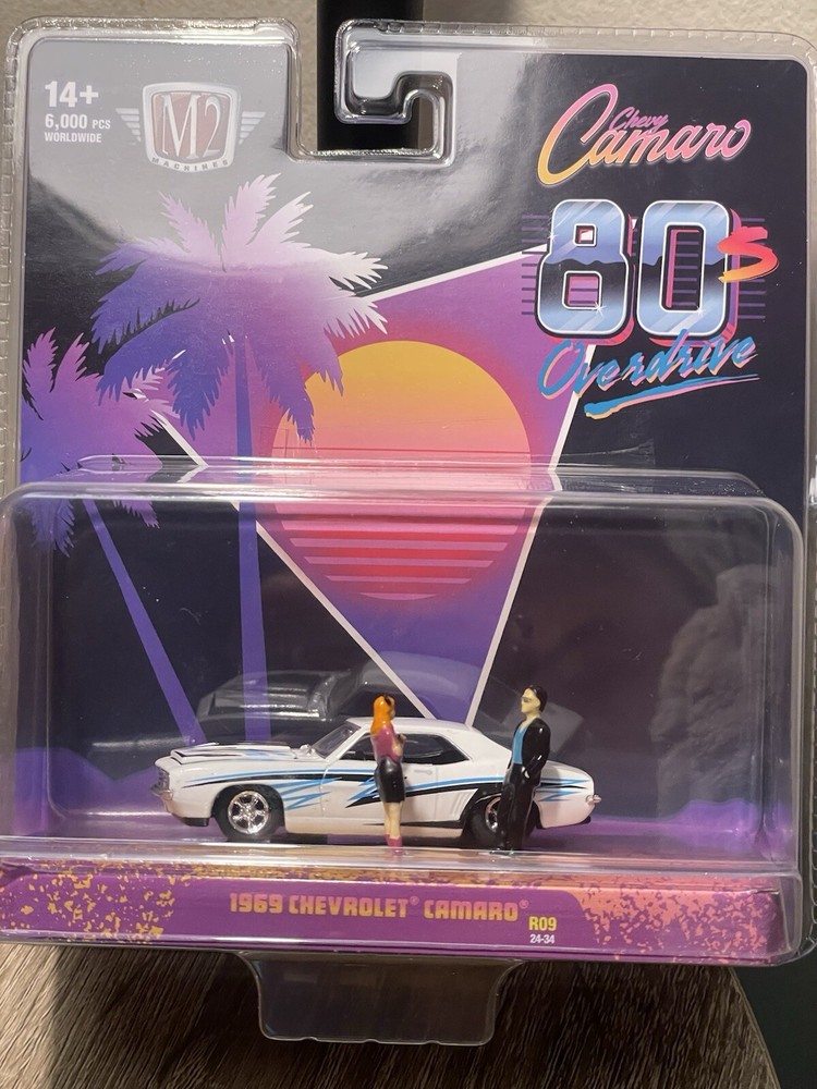 M2 Machines 1969 CHEVROLET CAMARO Diorama 1:64 Scale 80s Overdrive