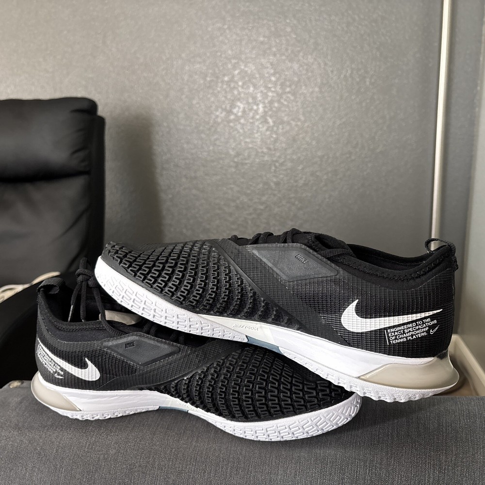 Size 10.5 - NikeCourt React Vapor NXT Black White