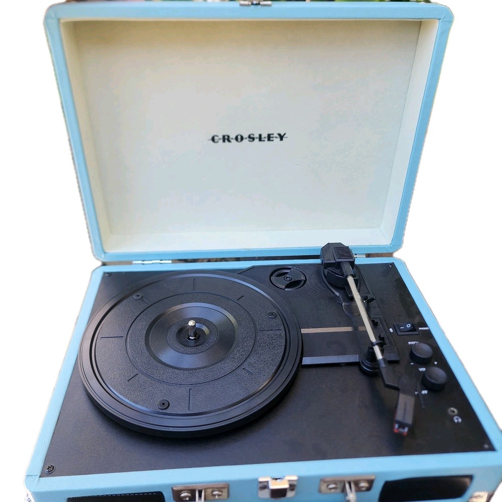 Crosley Turnable- Vintage Style Portable Record Player