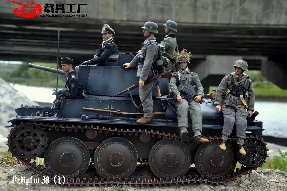 GO-TRUCK 1/6 WWII German 38T Grey Tank Model Not Movable For 1/6 Figures