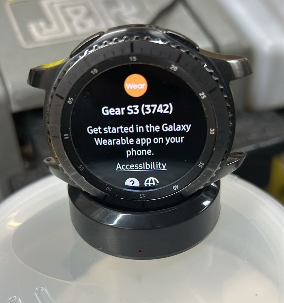 Samsung Gear S3 Frontier SM-R760 46MM Stainless Steel (WIFI) *WON'T CHARGE*