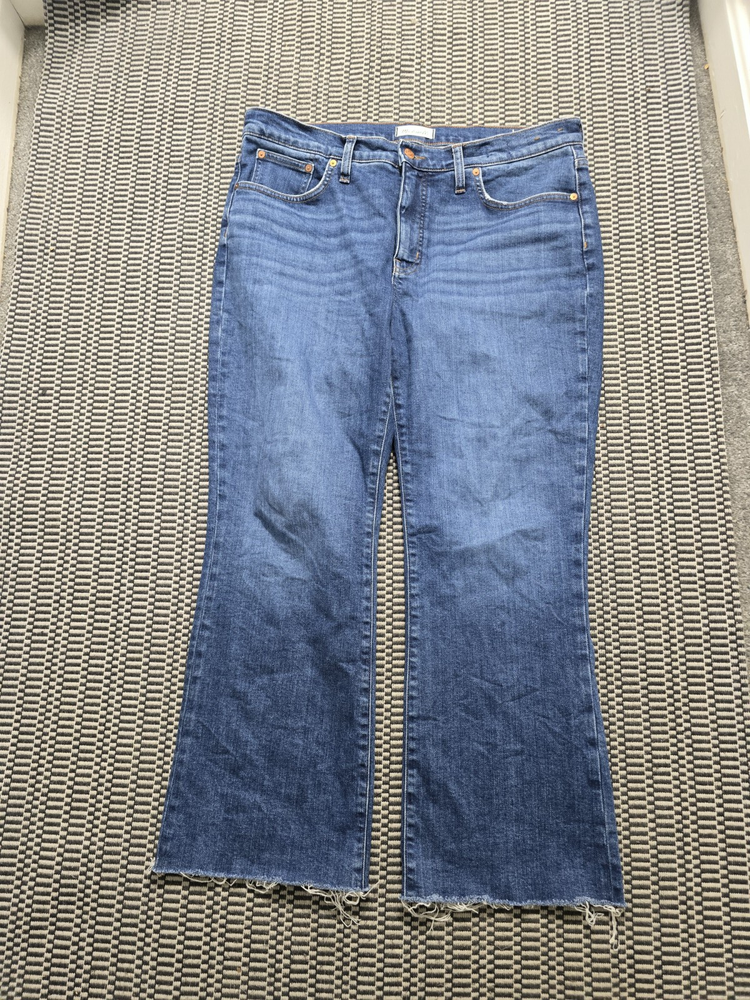 Madewell Women's 32x27 Kick Out Bootcut Low Rise Faded Raw Hem Jeans