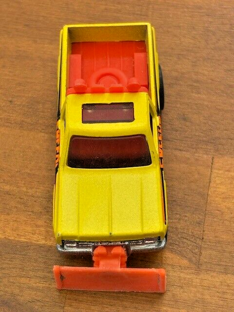 HOT WHEELS VINTAGE 1979 SPEEDY REMOVAL YELLOW PLOW TRUCK HONGKONG