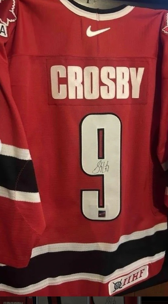 2005 IIHF Juniors Sidney Crosby Rookie Signed Jersey #9 RARE Frameworth COA