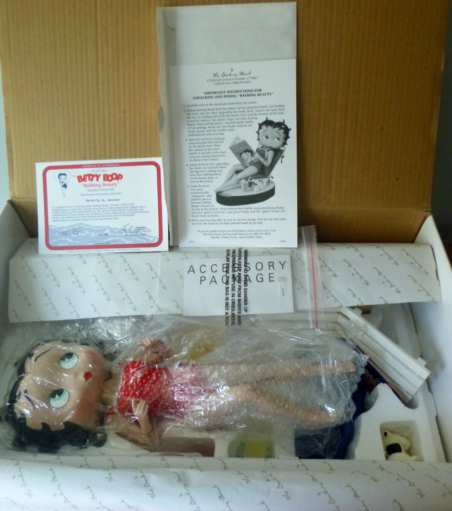 Danbury Mint Betty Boop Bathing Beauty Porcelain Doll Figurine in Box
