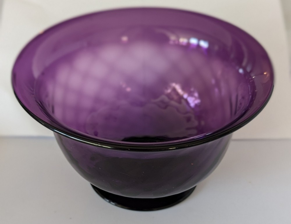 Pairpoint Diamond Pattern Deep Amethyst Footed Bowl Pedestal 4 Inch Tall 7.5 Inch Diameter