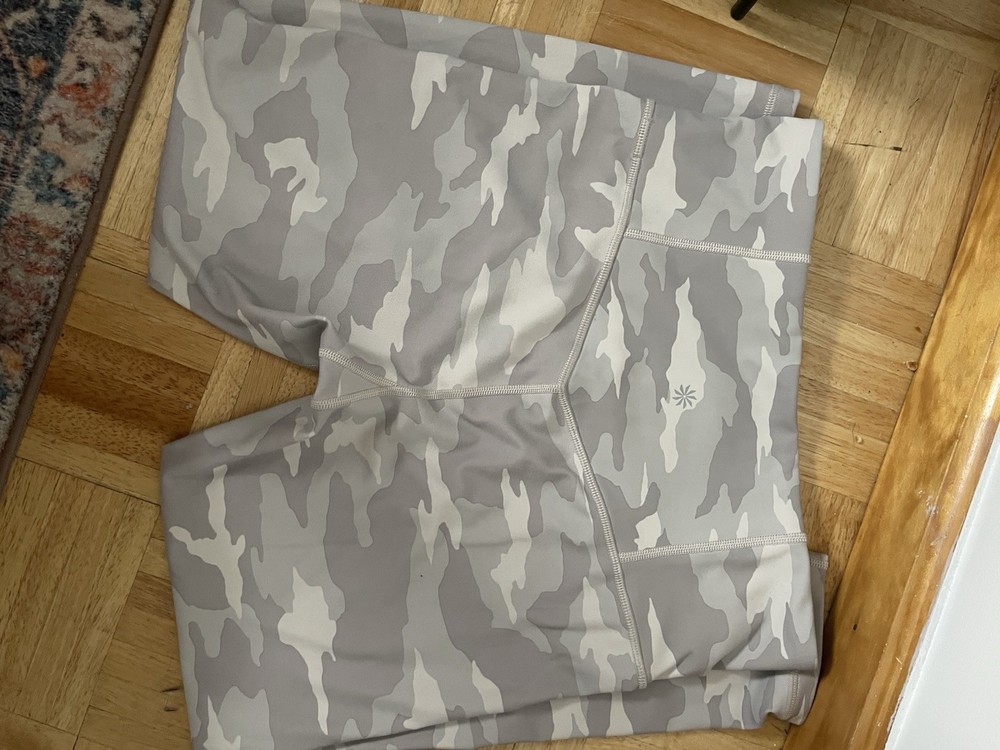 Athleta Leggings Grey White Camo Size M