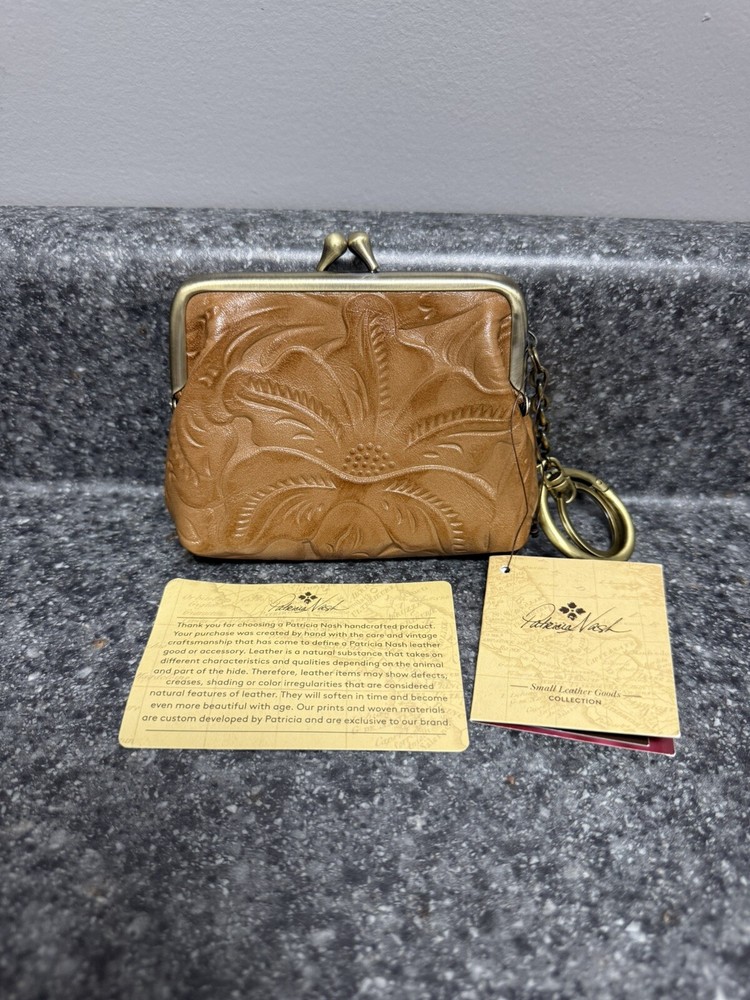 NWT Patricia Nash Tooled Italian Leather Coin Purse Keychain in Biscuit Brown