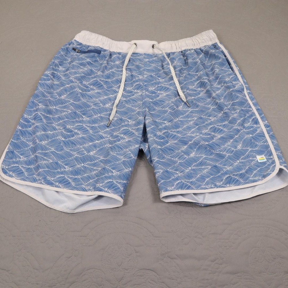 Vuori Swim Shorts Mens XL Blue Wave Print Trunks Lined Drawstring Stretch Tech