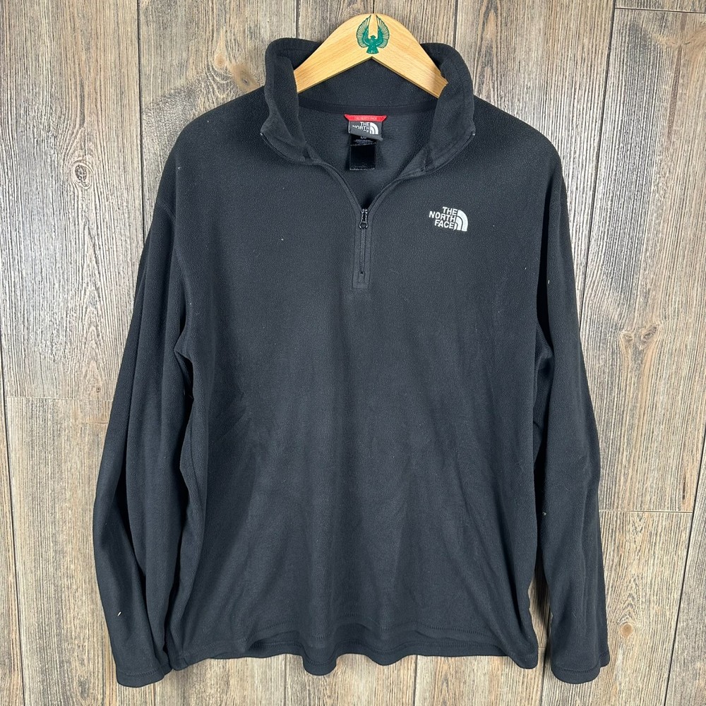 The North Face Mens Large Black Lightweight Fleece 1/4 Zip Pullover