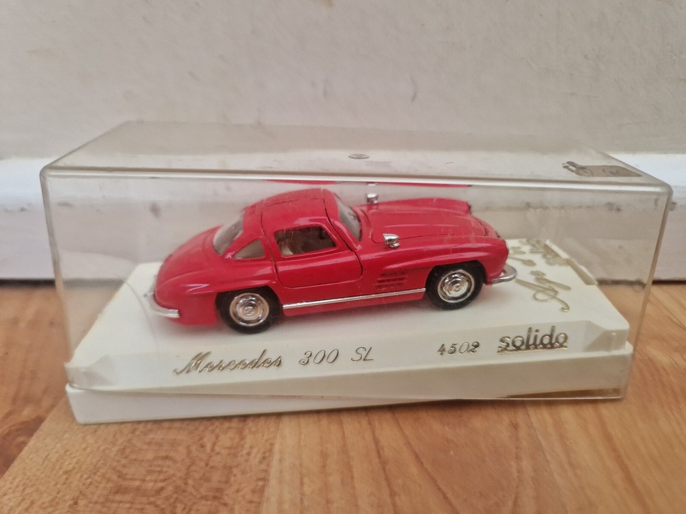 1/43 SOLIDO AGE D'OR - CLASSIC MERCEDES BENZ 300SL RED GULLWING CAR REF 4502