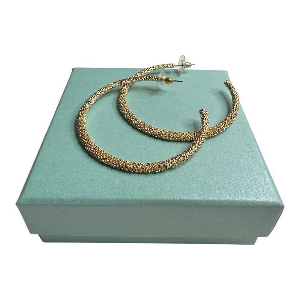 Elegant Gold Tone Hoop Earrings for Women - Stylish & Timeless