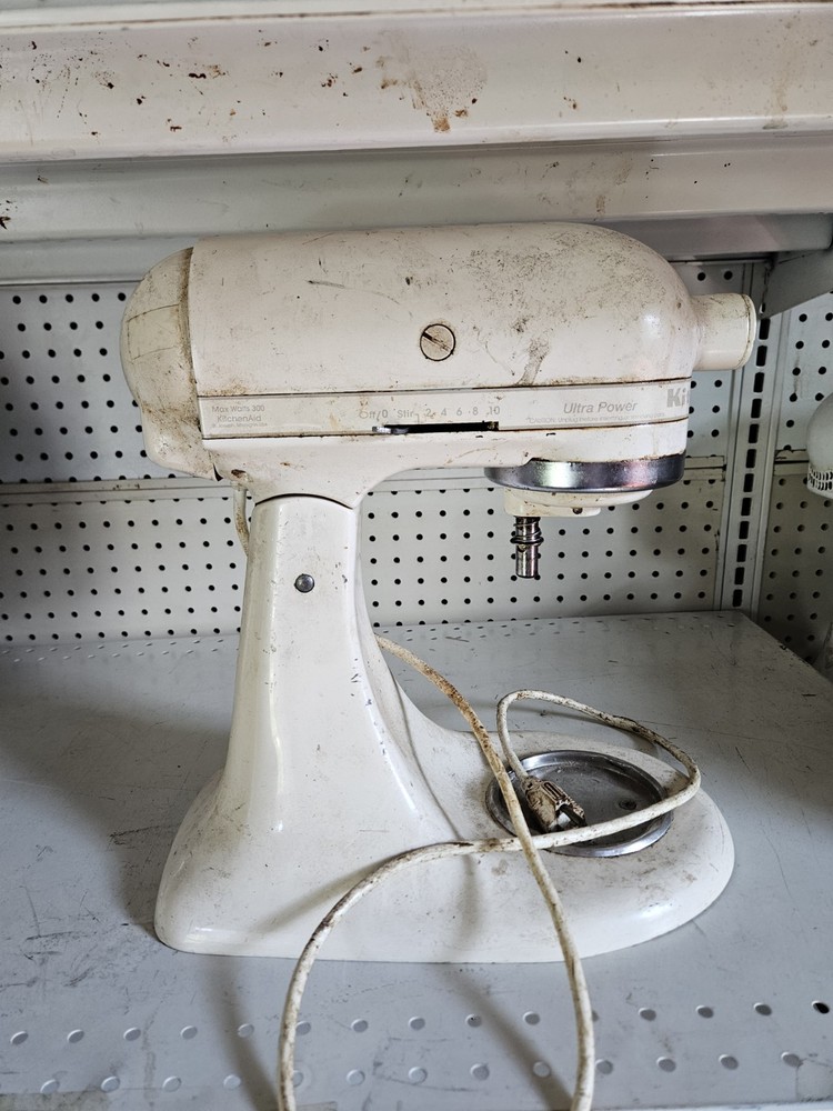 KitchenAid 300W Ultra Power Stand Mixer For Parts Only