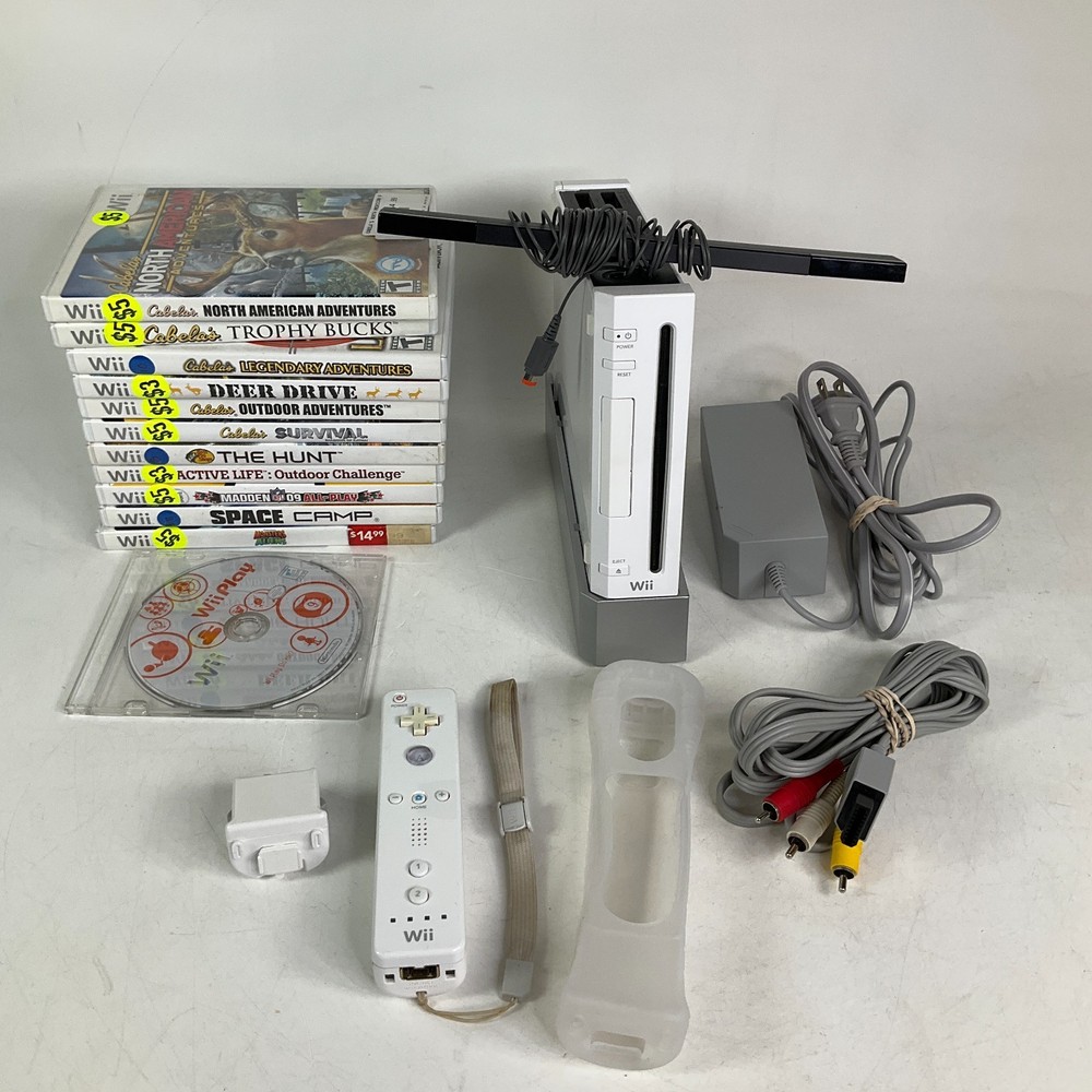 Nintendo Wii RVL-001 Console Bundle with Remote & 12 Games Tested Working