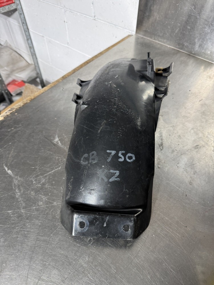 Honda Rear Inner Guard 80106-425-610 CB750 KZ CB 750 Fender 1979