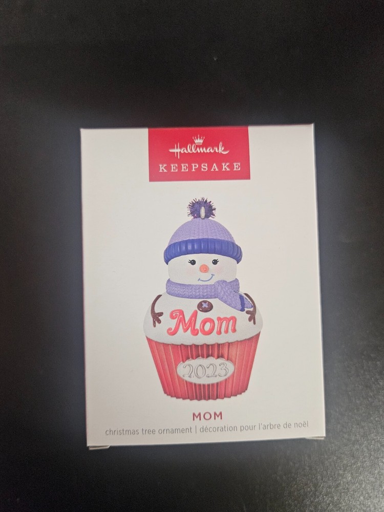 Hallmark Keepsake 2023 MOM Ornament