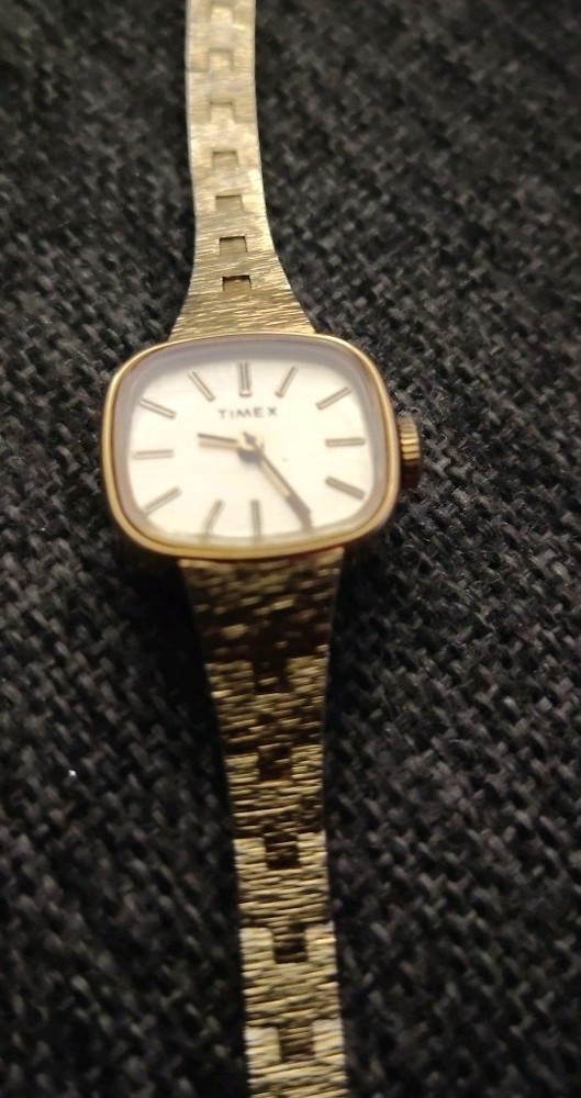 Vintage Timex Mechanical Wind Up French Made Watch