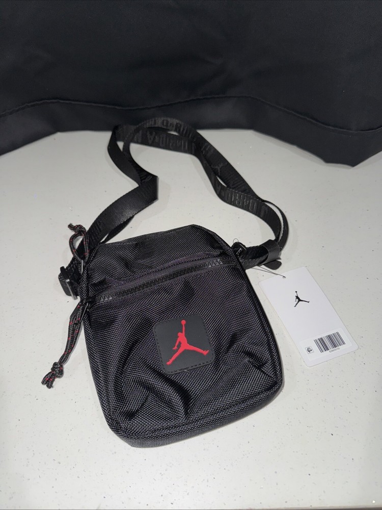 NEW Nike Air Jordan Crossbody Bag Fanny Pack Black Red 1L MA0892 023 Pouch Sack