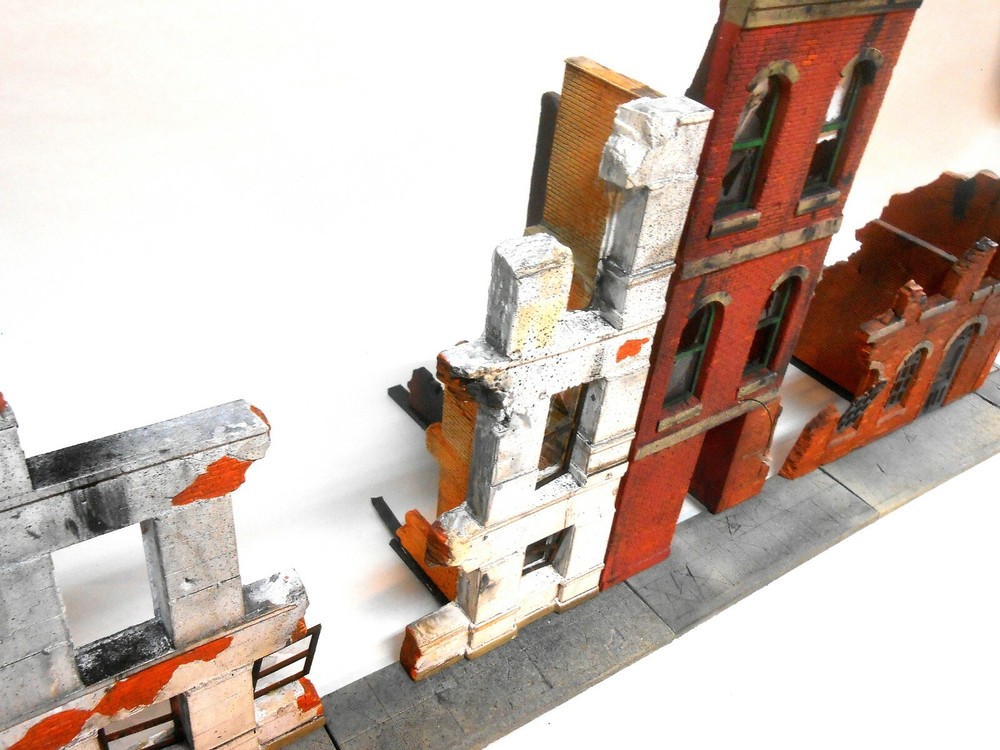 Dioramas Plus 