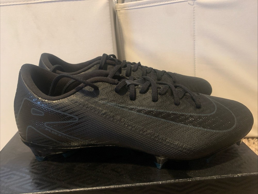 Nike Mercurial Vapor 16 Academy MG Soccer Cleats Size 6