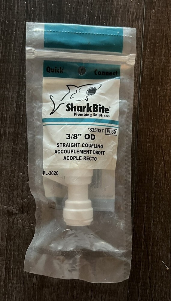 NEW! Sharkbite PEX 3/8'' OD Quick Connect Straight Coupling 835037 PL39 15o PSI