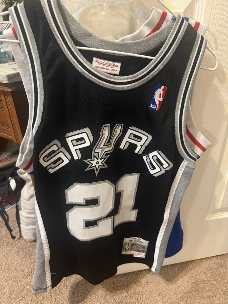 Tim Duncan 1998-99 Spurs Black Mitchell & Ness Authentic NBA Jersey  
