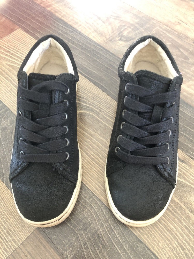 UGG Tomi Black Leather Casual Sneakers for Women Size 5