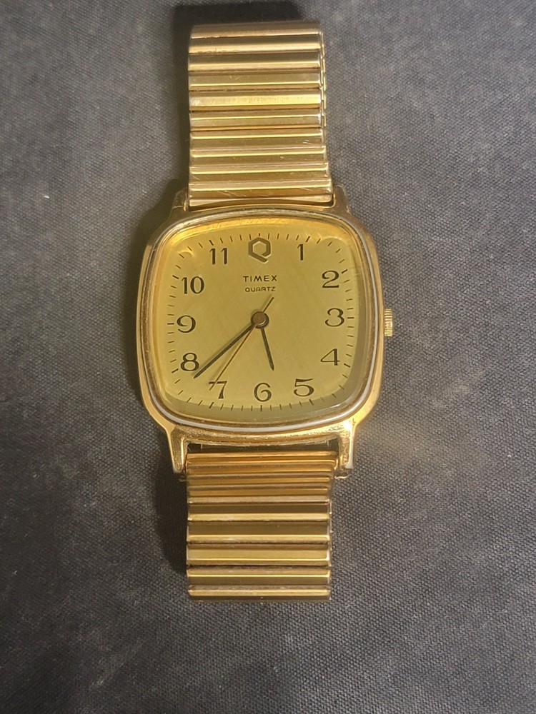 Vintage Timex Quartz Men’s Watch Gold Tone Stretch Band – For Repair / Needs...