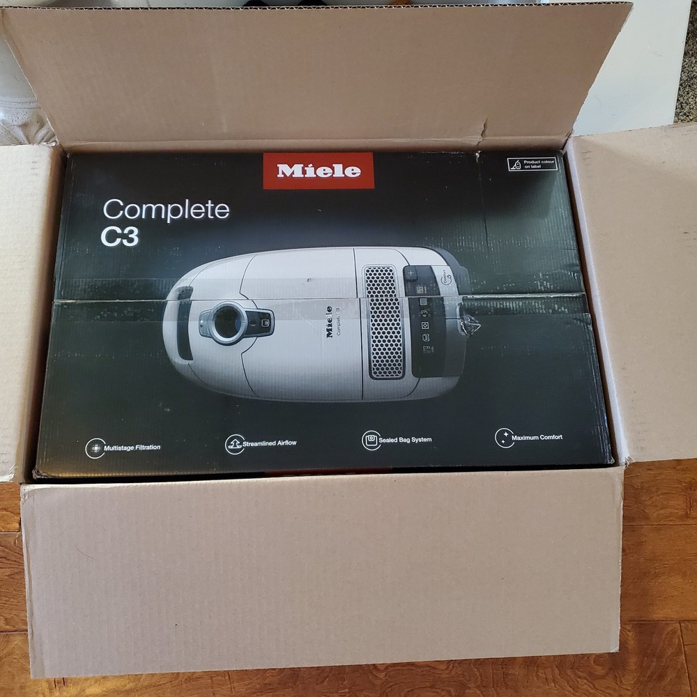 Miele Complete C3 Multi Surface Canister Vacuum Cleaner SGDE3 US 120V BRAND NEW