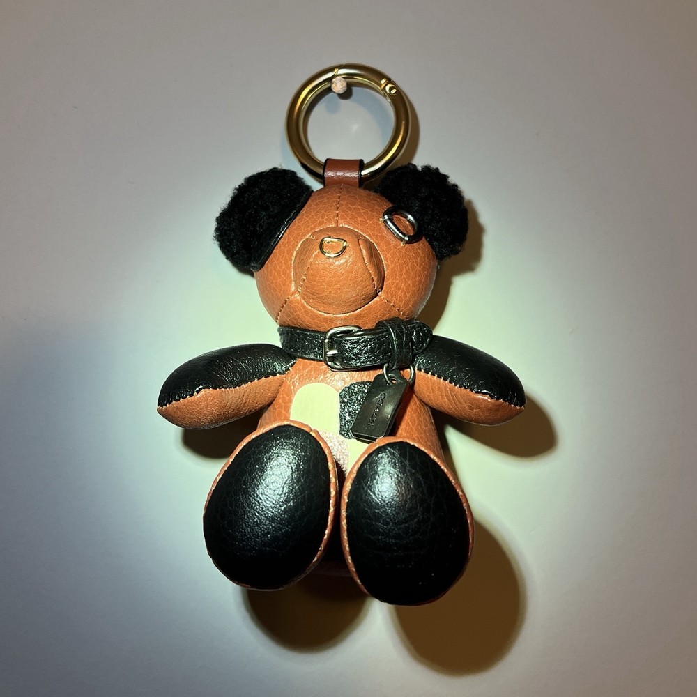 2017 Coach Limited Edition Heart Bear Charm Keychain