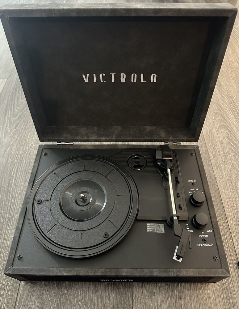 Victrola 3-Speed Bluetooth Portable Turntable in Gray - VSC-580BT-LGR