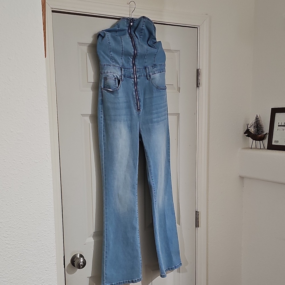 SheIn Women's Denim Jumpsuit Light Blue Sleeveless M Zipper Pocket Flared Leg