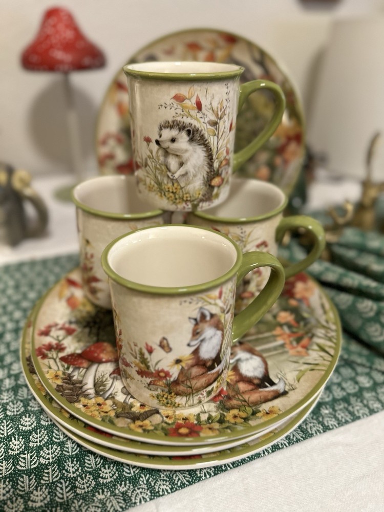 Set of 8 Woodland Critters Dinner Plates And Mugs