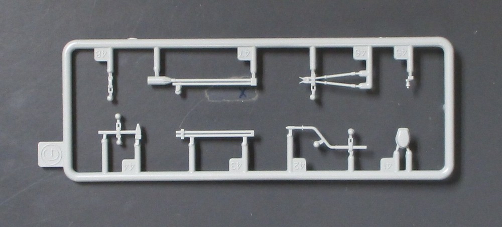 1/35 Scale Cyber Hobby Sturmhaubitze 42 Ausf G Parts Tree G - Kit 6454-image