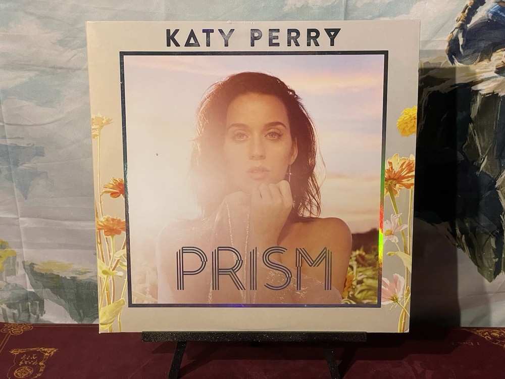 Katy Perry’s Prism Vinyl Record 2013 Release