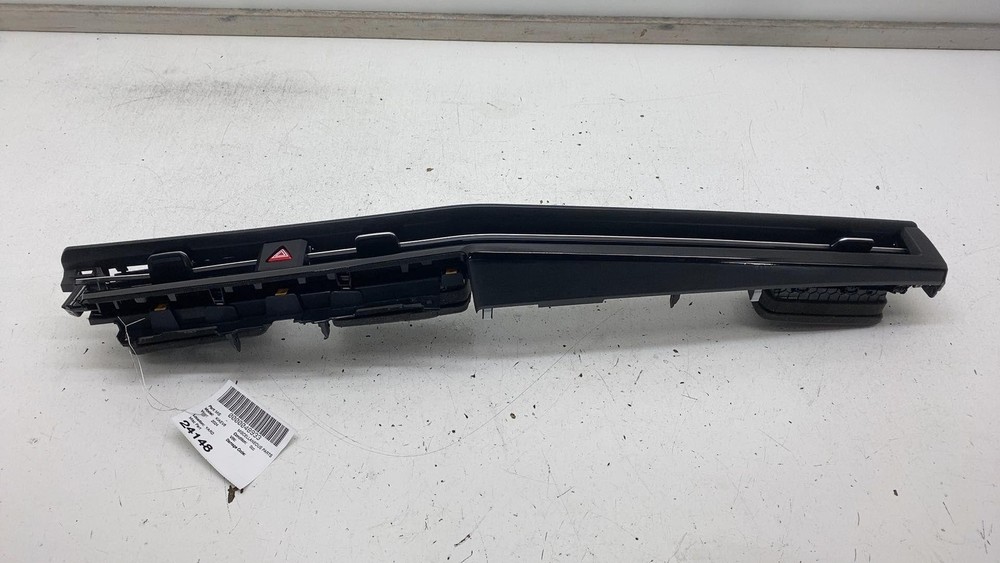 2022-2024 Kia EV6 Dash Dashboard Center & Right Side A/C Air Vent Grille Panel