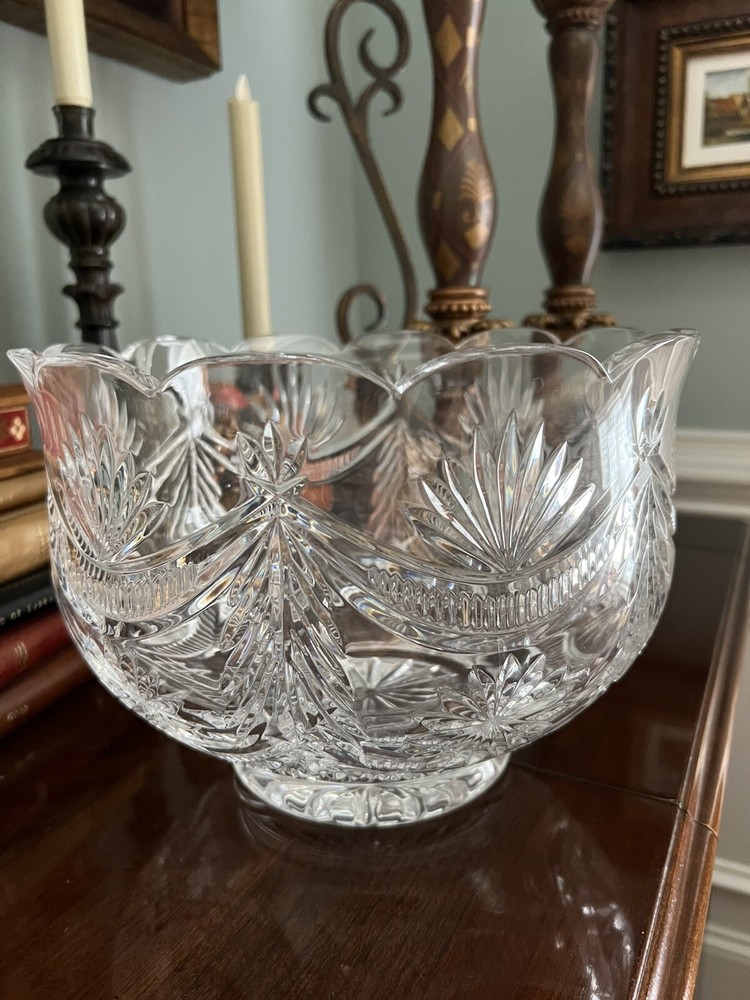 Waterford Crystal Winter Wonderland Centerpiece 10.5 x 7.5 Inches