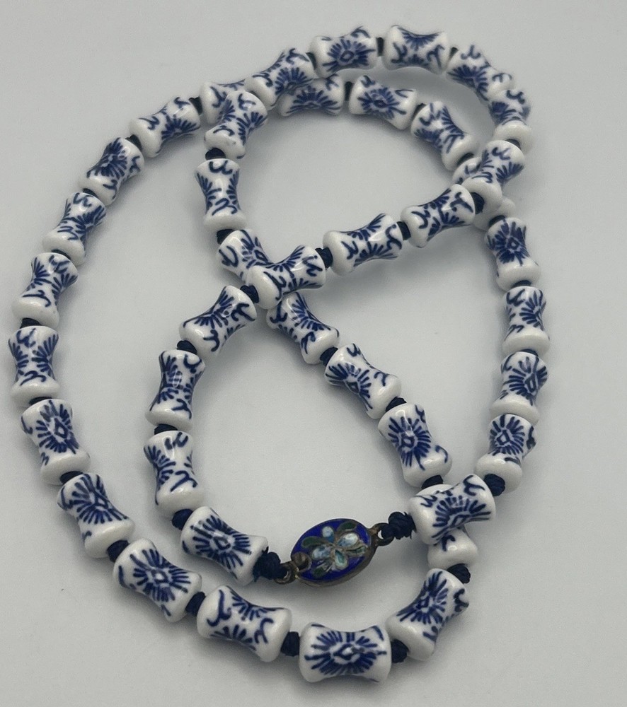 Vintage Chinese Porcelain Blue White Barrel Bead Hand Knotted Necklace Cloisonné
