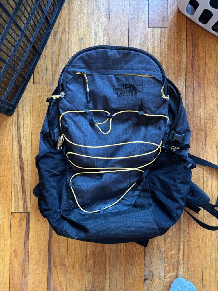 North Face Gray Borealis Backpack Pre-Owned Good Condition