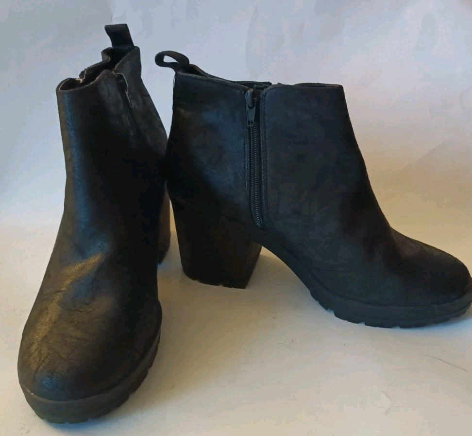 Parker & Sky Chunky Boots  Women’s Size 10M Black High Heel Goth Grunge Y2K