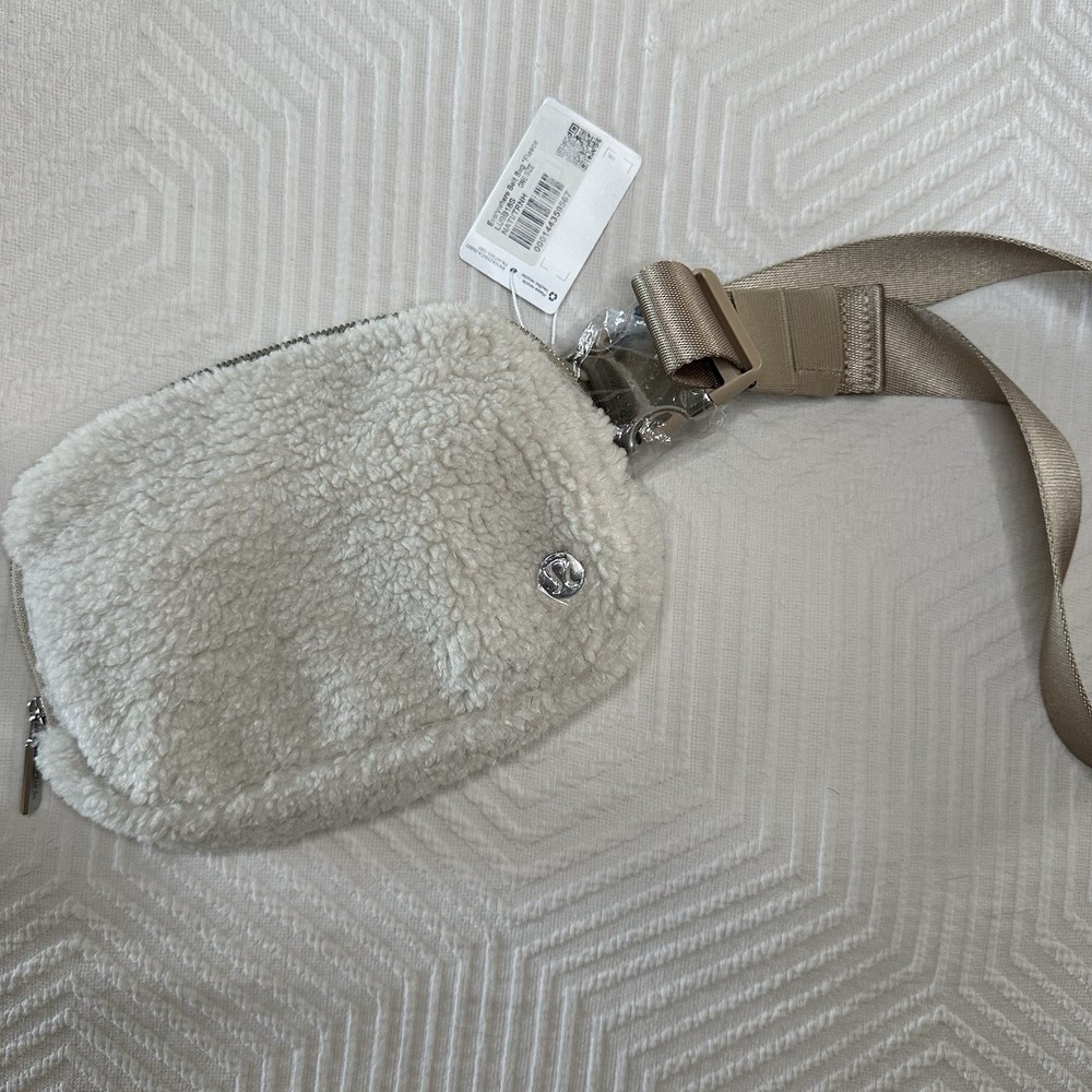 Lulemon Plush Fleece Everywhere Belt Bag for Women New With Tags
