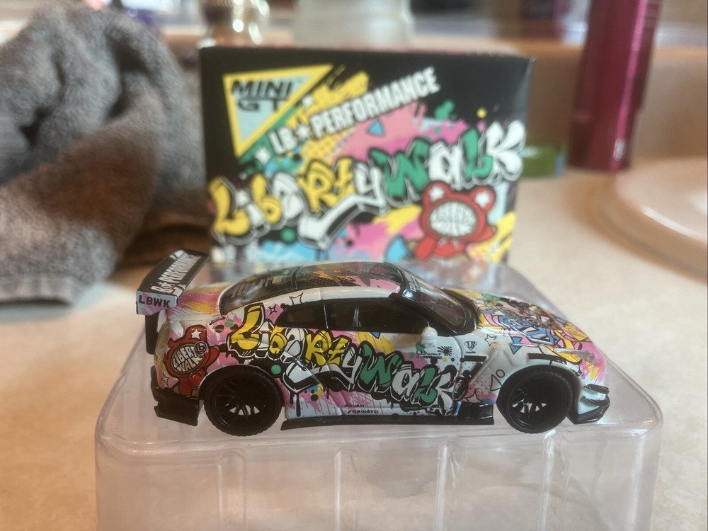 MINI GT 244 LB WORKS Nissan GT-R R35 Type 2 Rear Wing ver 3 