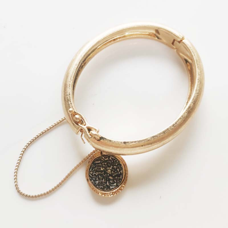 New Zara Tag Charm Oval Bangle Bracelet Gift Vintage Women Party Holiday Jewelry