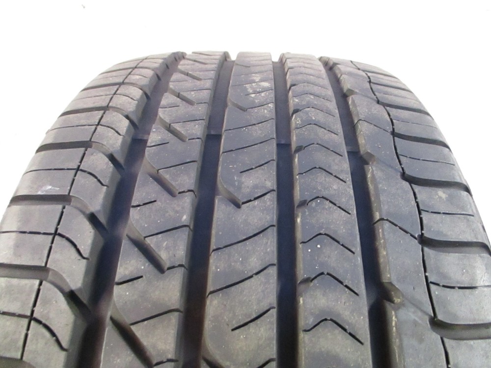 Set Of 2 P245/40R18 Goodyear Eagle Sport All Season 93 W Used 9/32nds