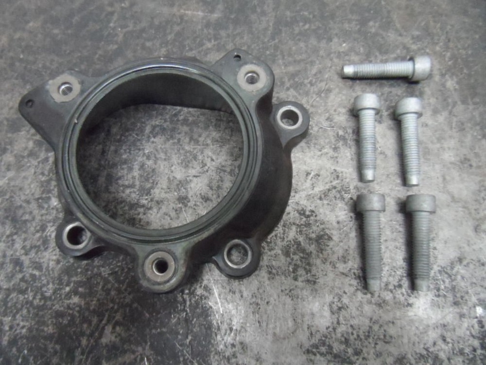 2020-2023 Polaris Slingshot OEM Throttle Body Isolator 3023525 Used BB-2