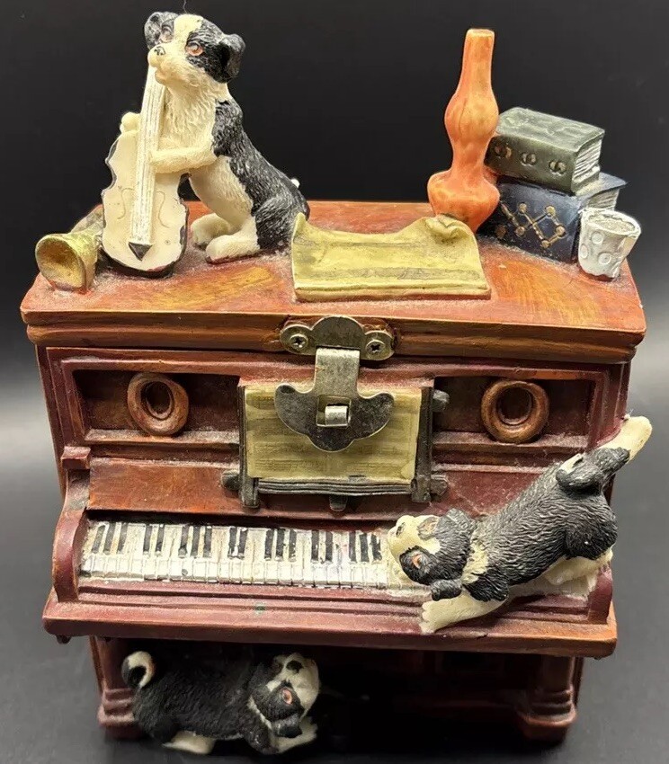 Dogs Puppies On A Piano Money Coin Bank Trinket Box  With Lock And Key