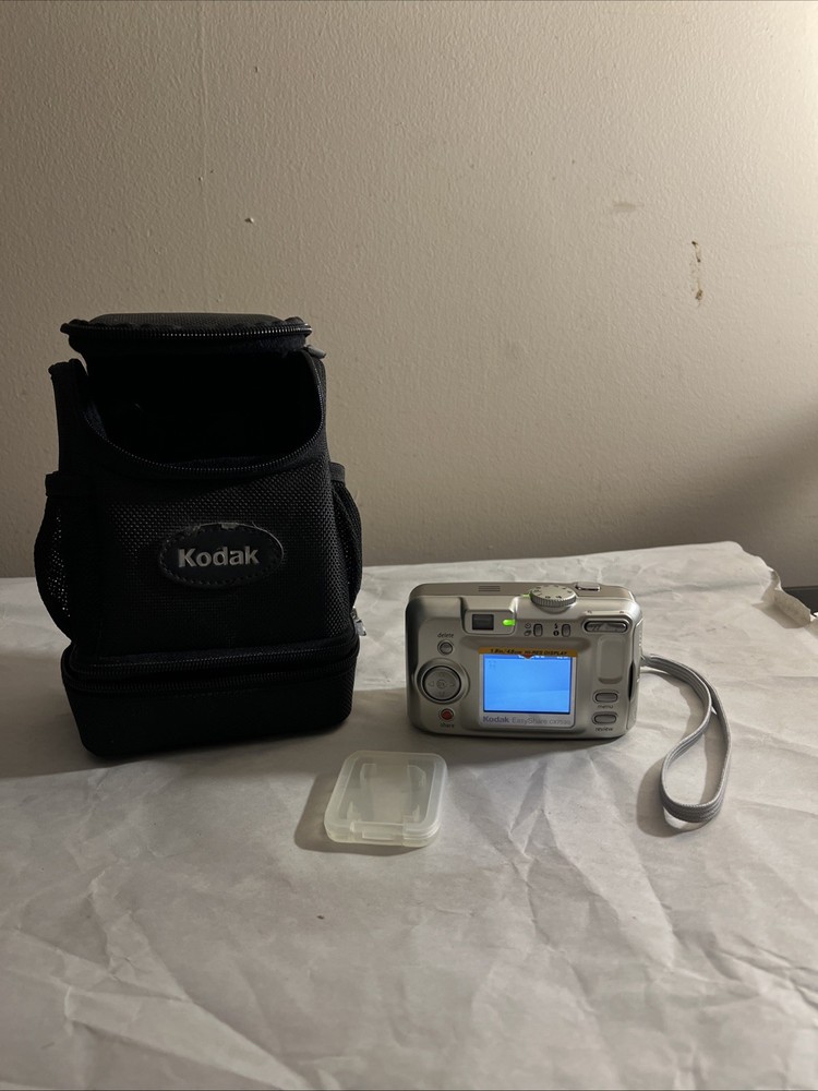 Kodak EasyShare CX7530 5MP Digital Camera Silver