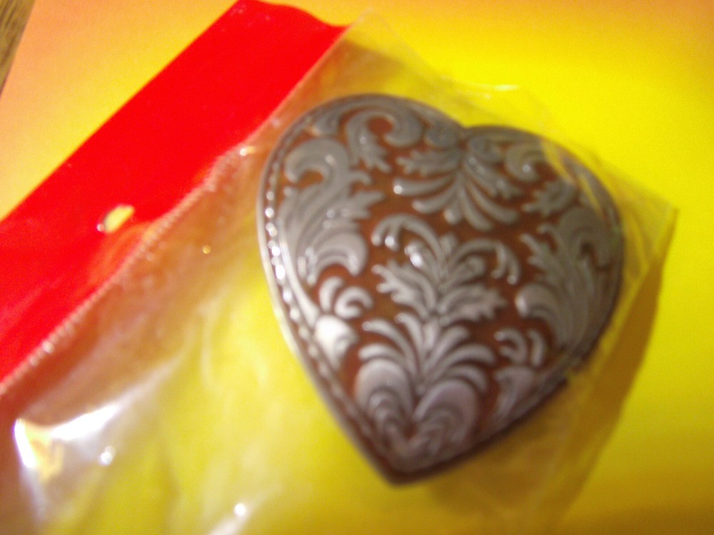 Oker Belt buckle red floral heart Pewter Never worn