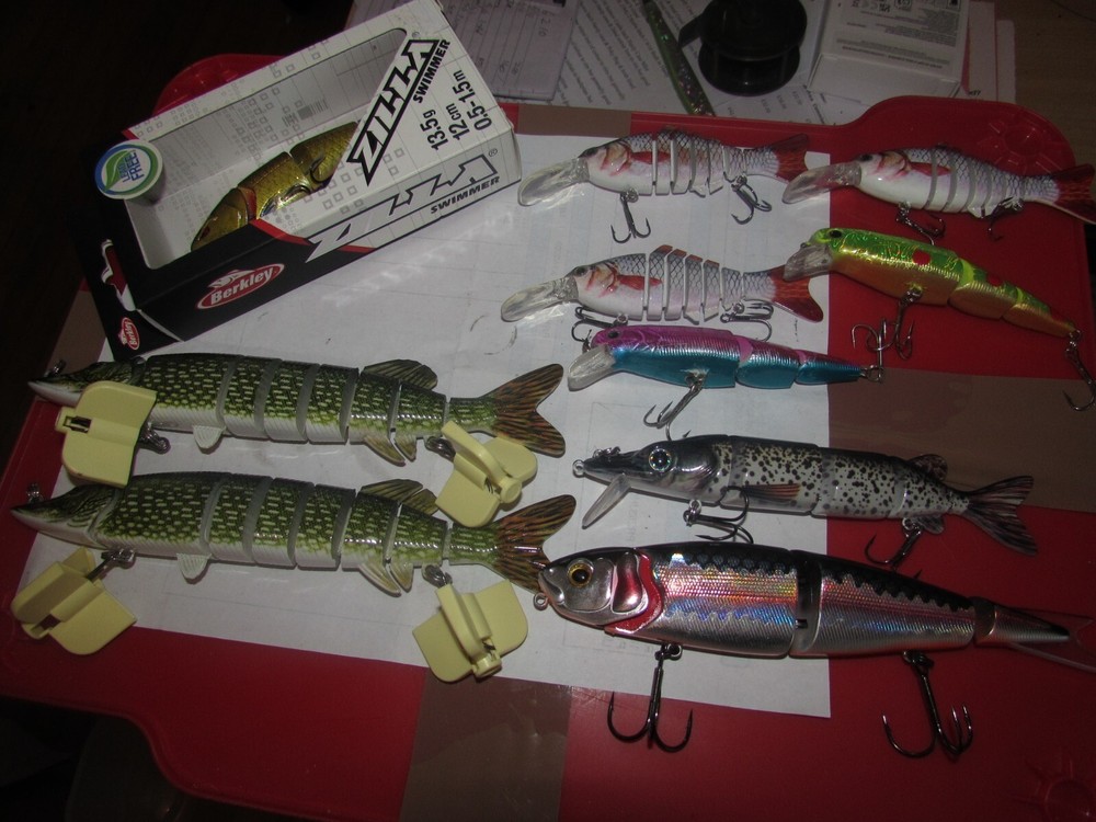 10 various rapala style fishing lures unused pike jointed savage gear
