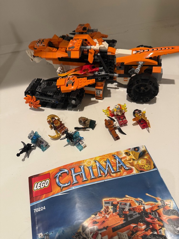LEGO LEGENDS OF CHIMA : Tiger's Mobile 70224, Icebite’s Claw Driller 70223